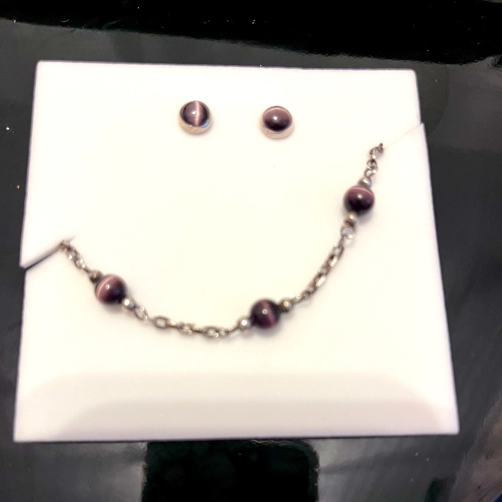 Purple Tiger eye bracelet and post earrings set in silver.